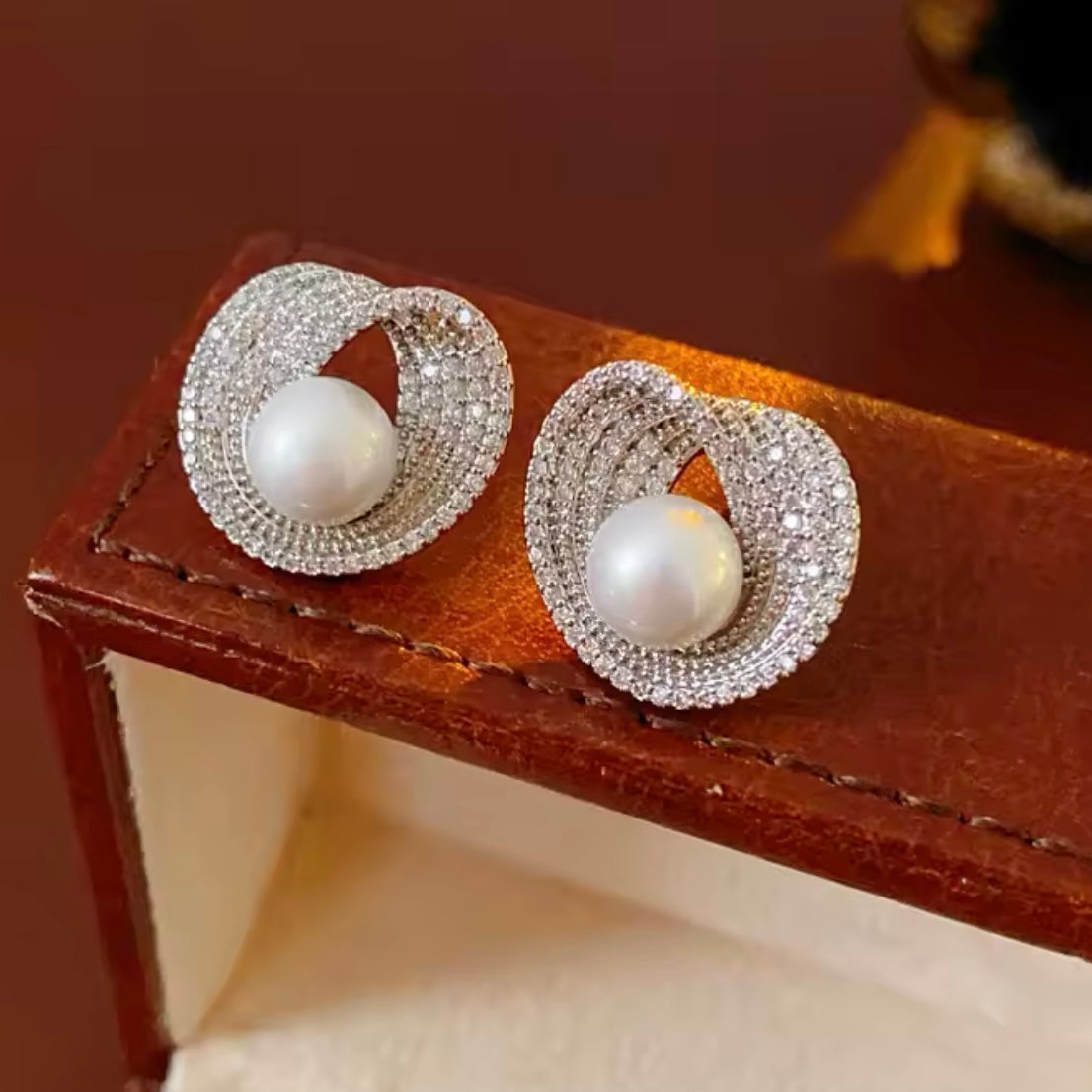Wave Pearl Earrings