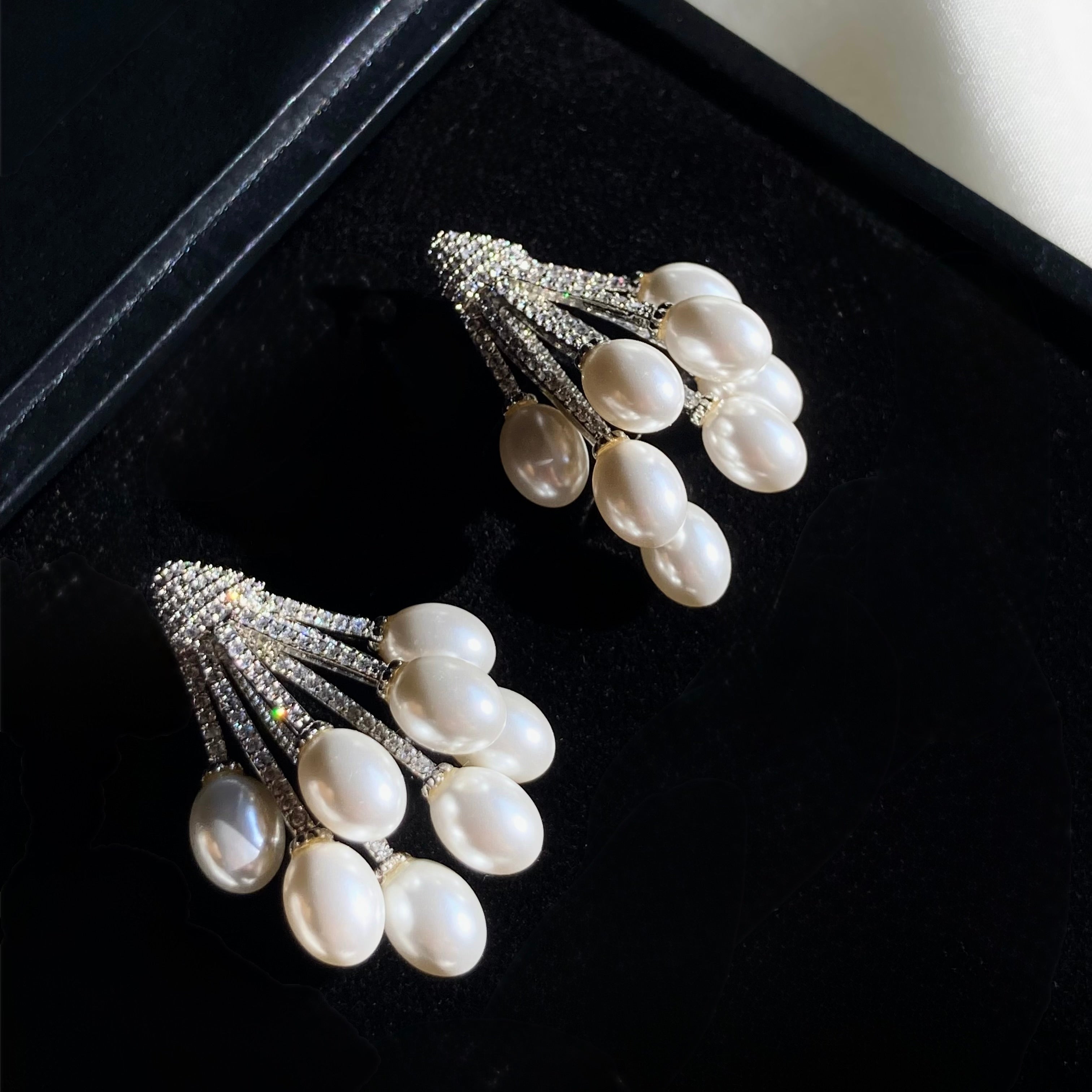 Amaryllis Earrings