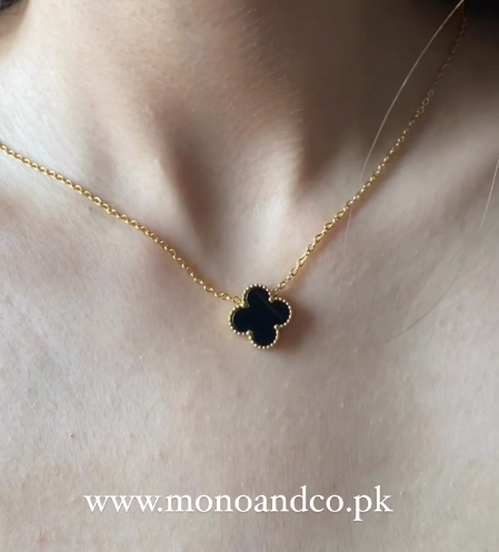 Premium Clover Necklace Black