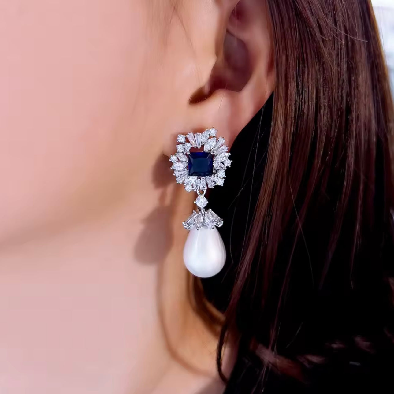 Luna Bleu Earrings
