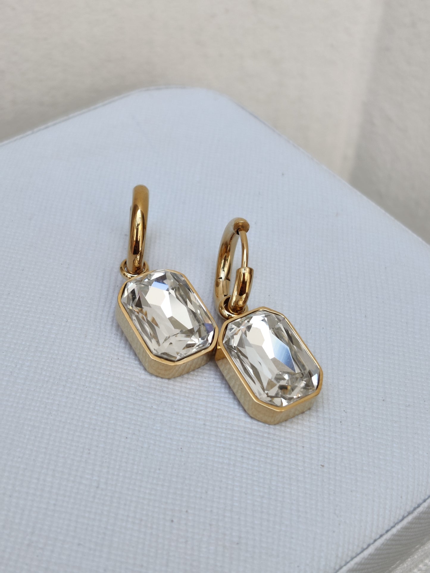 Oyster Earrings