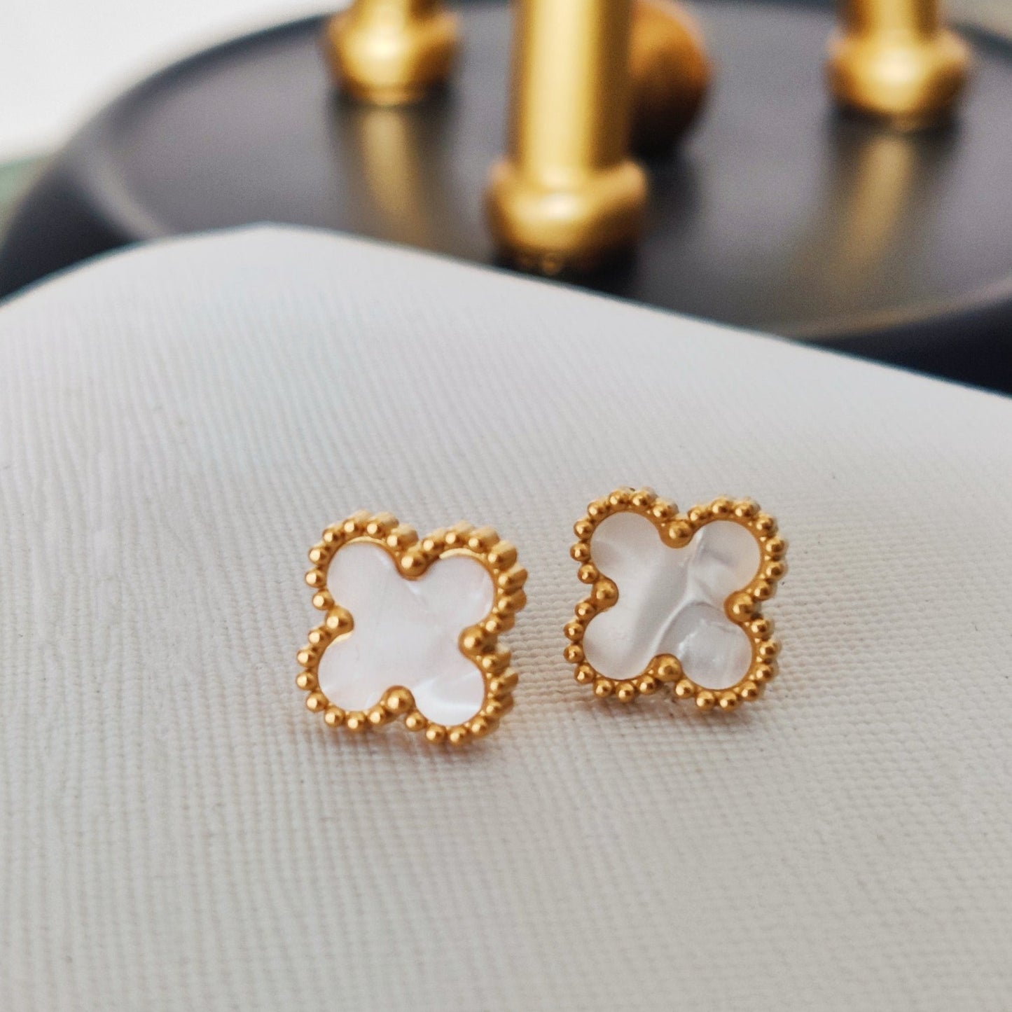 Ultimate Clover Studs White